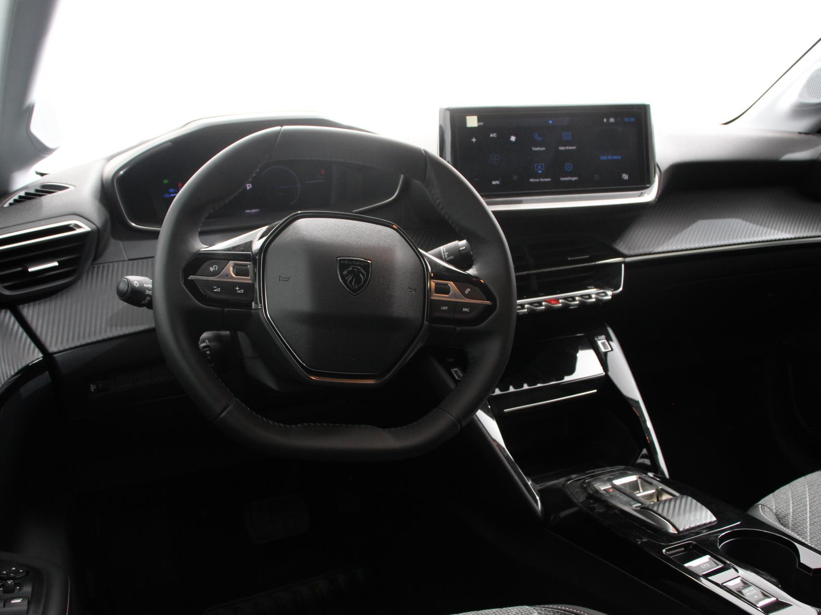 Peugeot e-208 EV Allure 50 kWh thumbnail 9