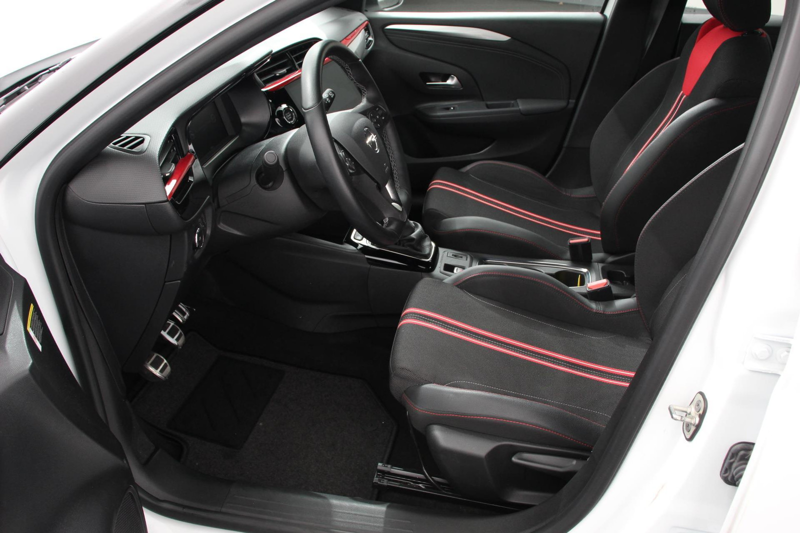 Opel Corsa 1.2 100pk Turbo GS Line thumbnail 8