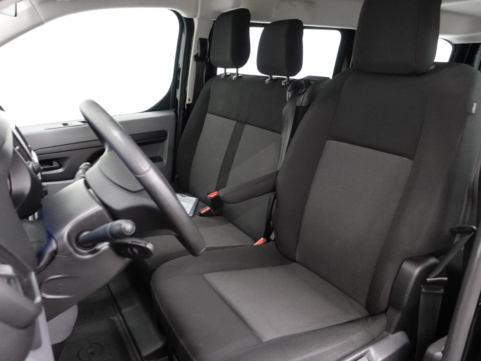 Opel Vivaro-e Combi L3H1 75 kWh