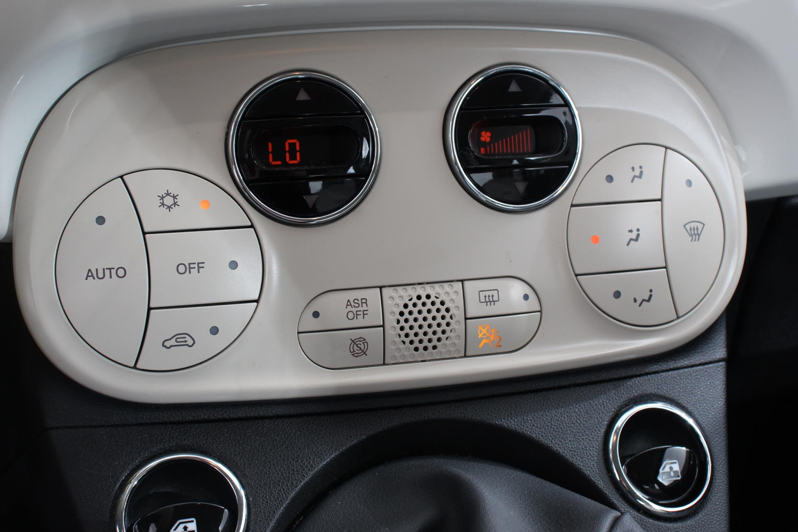 Fiat 500C 1.0 69pk Hybrid Lounge Plus