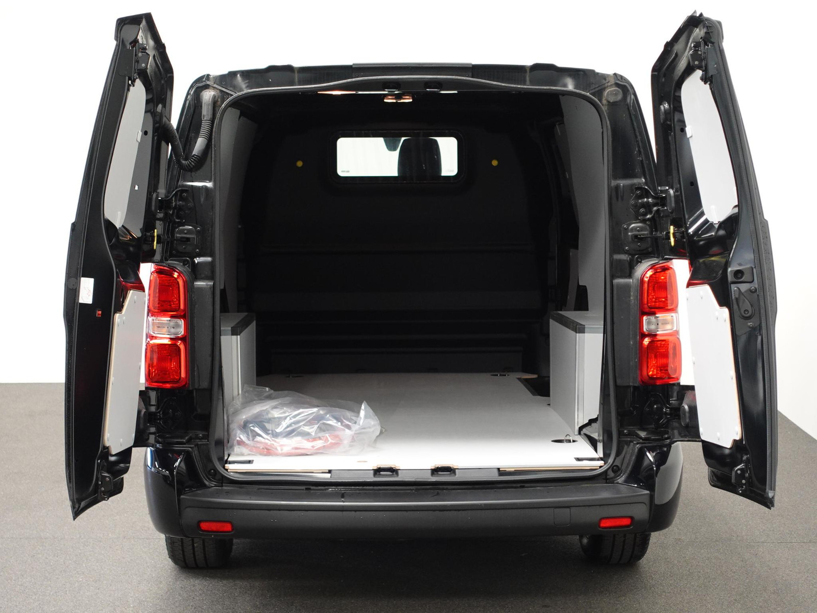 Peugeot e-Expert Long Premium 75 kWh 3-zits Automaat