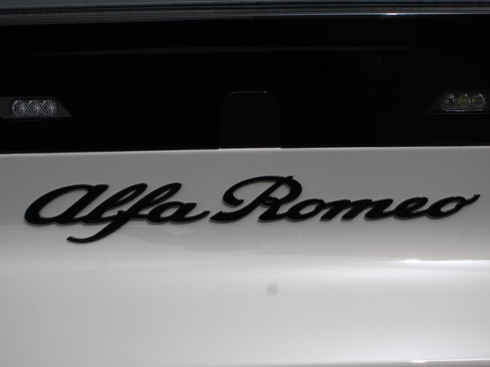 Alfa Romeo Junior Elettrica Automaat 156PK