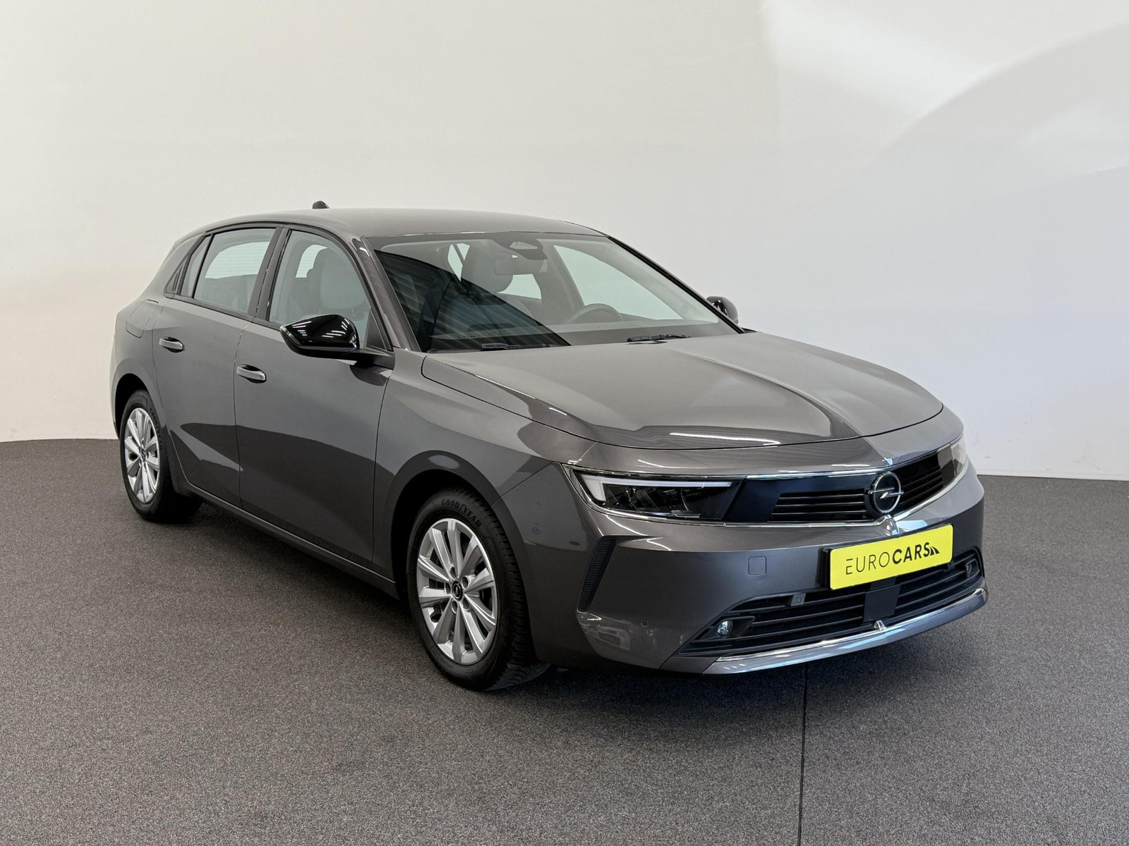 Opel Astra 1.2 Edition thumbnail 6