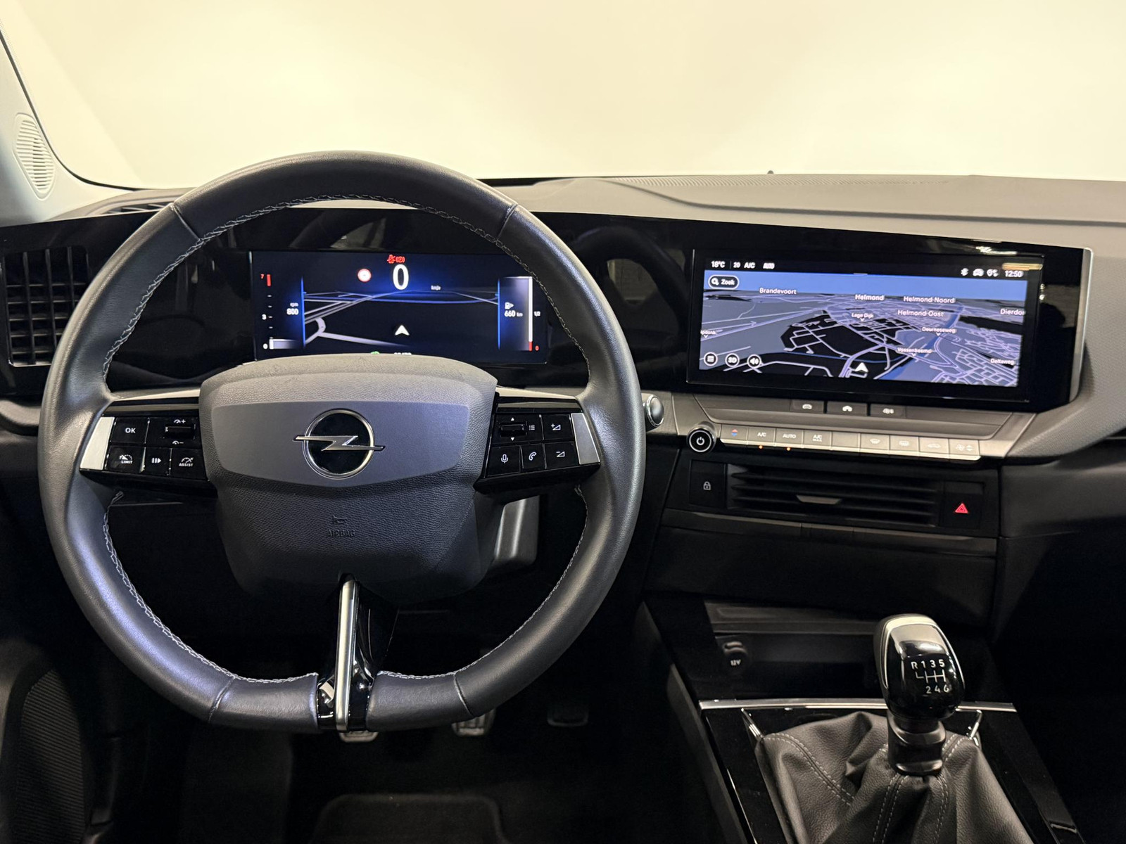 Opel Astra 1.2 Edition thumbnail 7