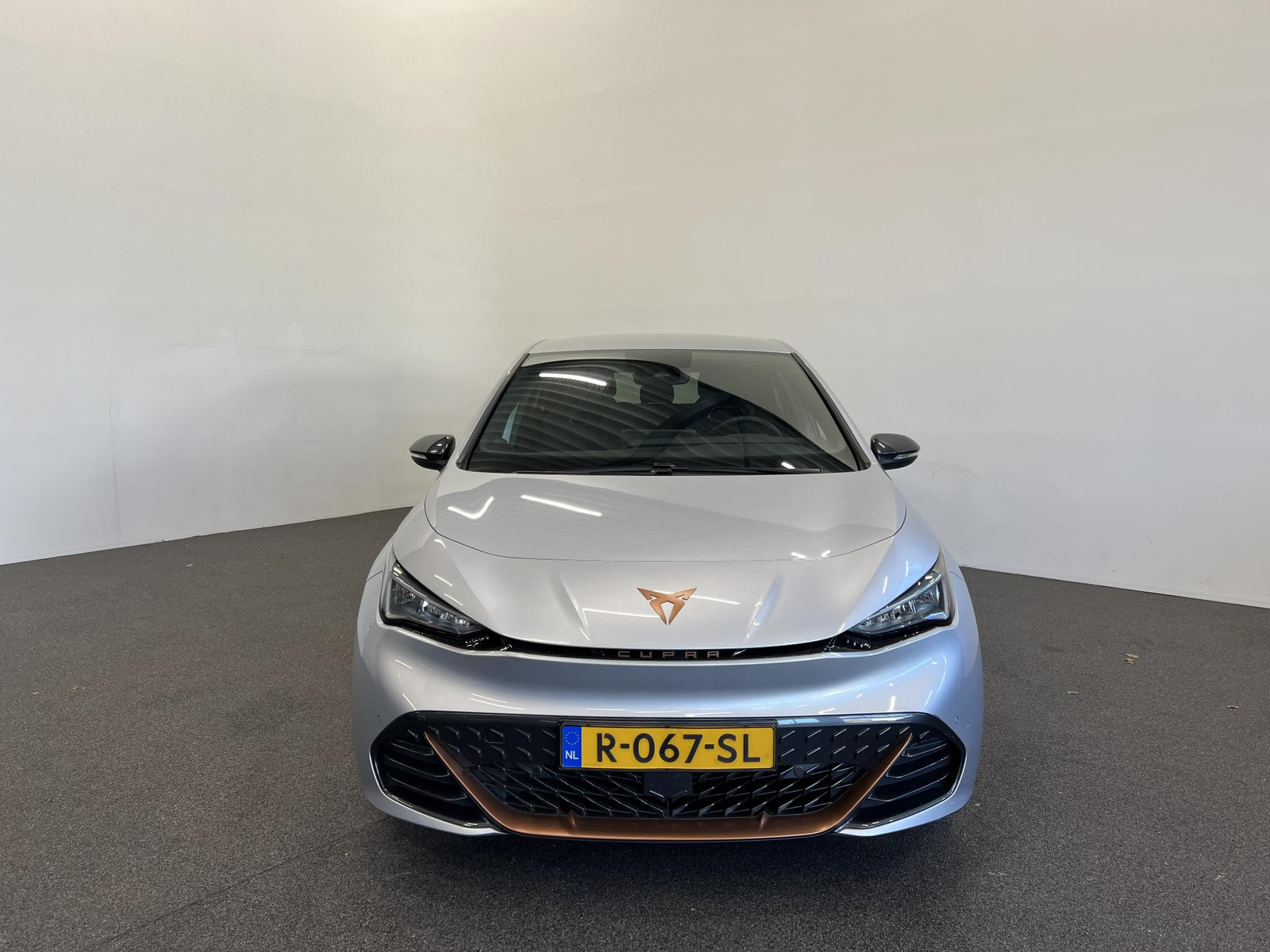CUPRA Born Business 62 kWh thumbnail 6