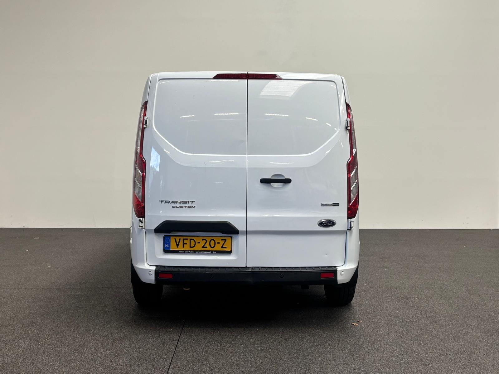 Ford Transit Custom 300 2.0 TDCI L2H1 Trend MHEV Dubbele Cabine