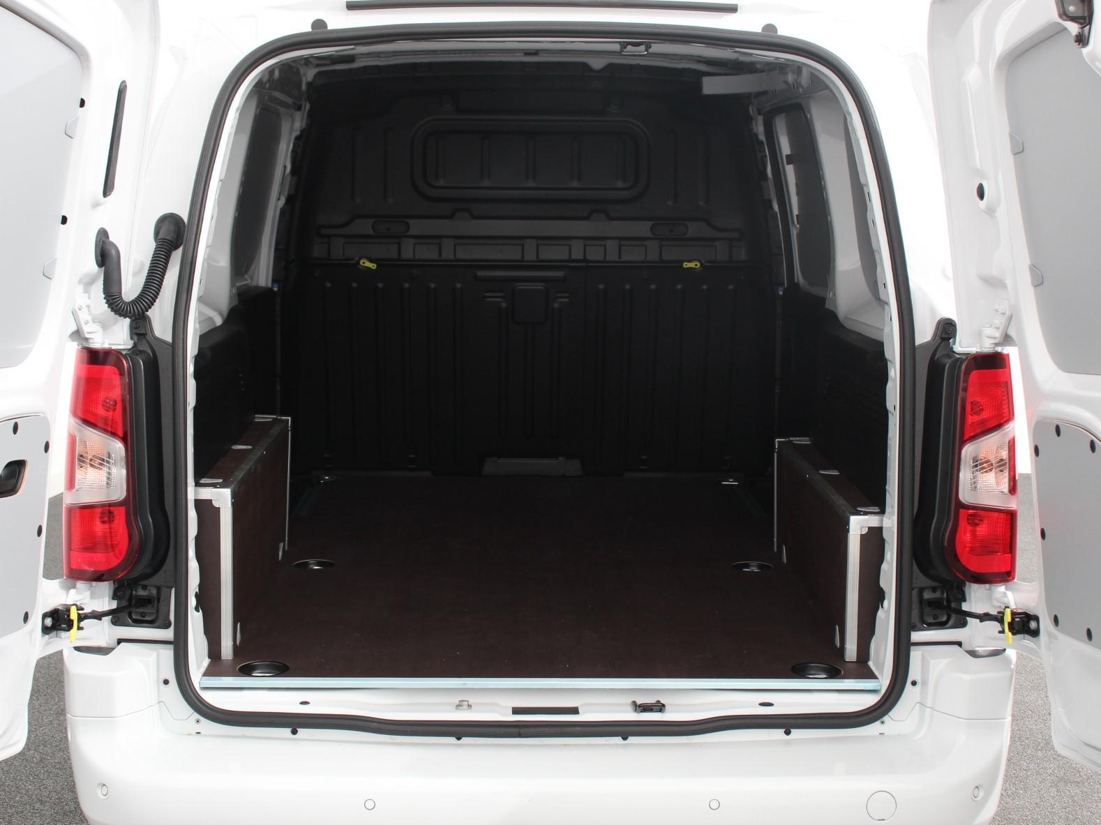 Opel Combo 1.5 BlueHDi 130PK L2 Automaat