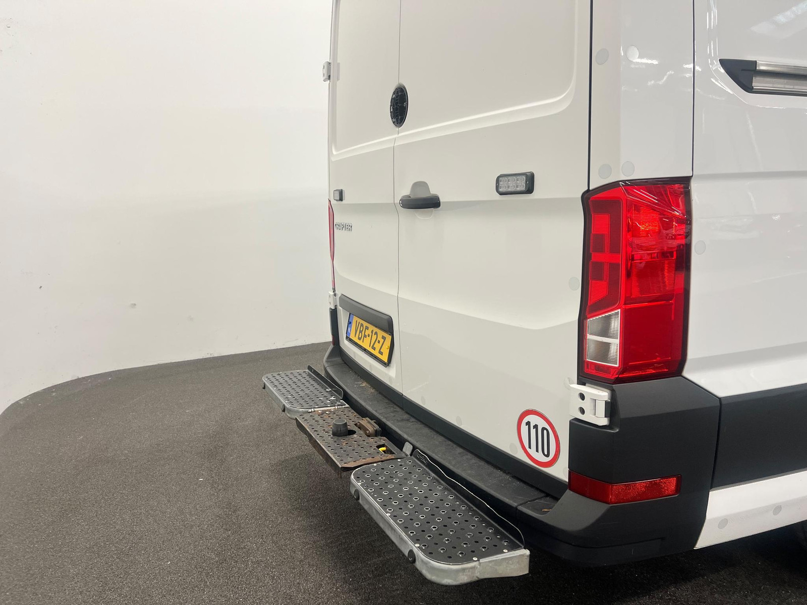 Volkswagen Crafter 35 2.0 TDI L3H3 Trendline RDW 140pk