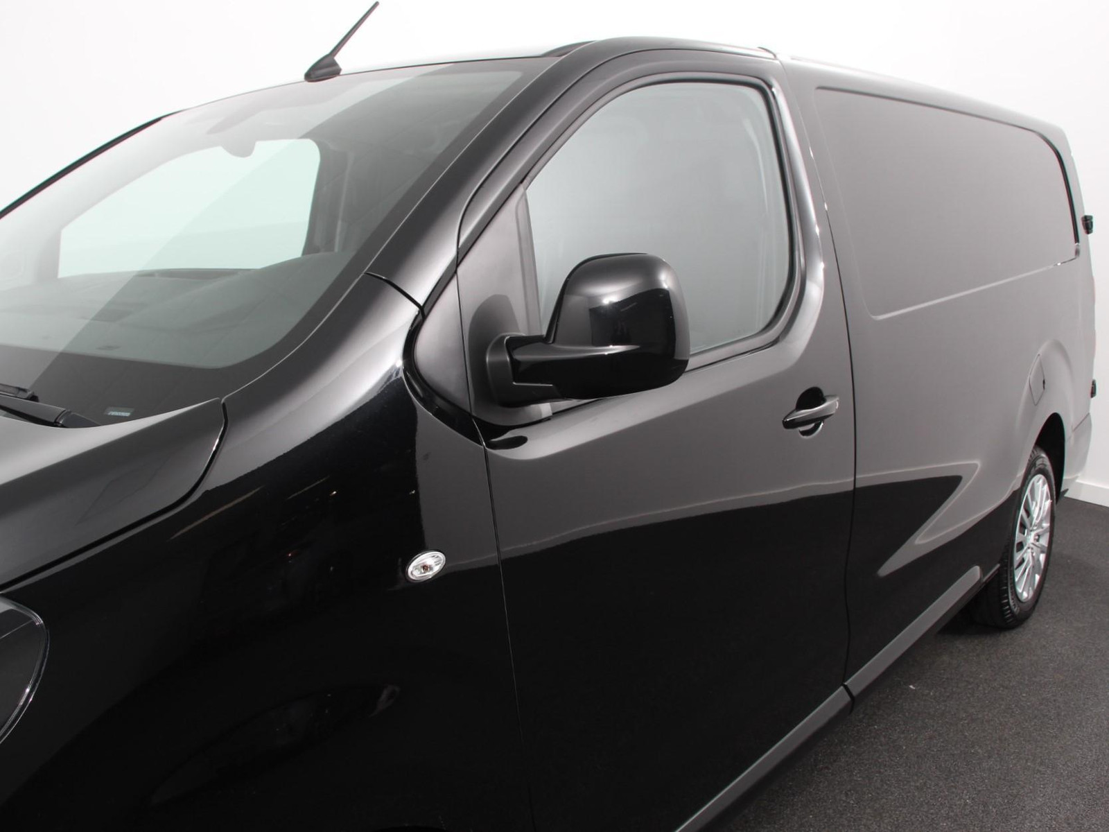 Peugeot Expert 2.0 BlueHDI 145PK L3 Automaat thumbnail 9
