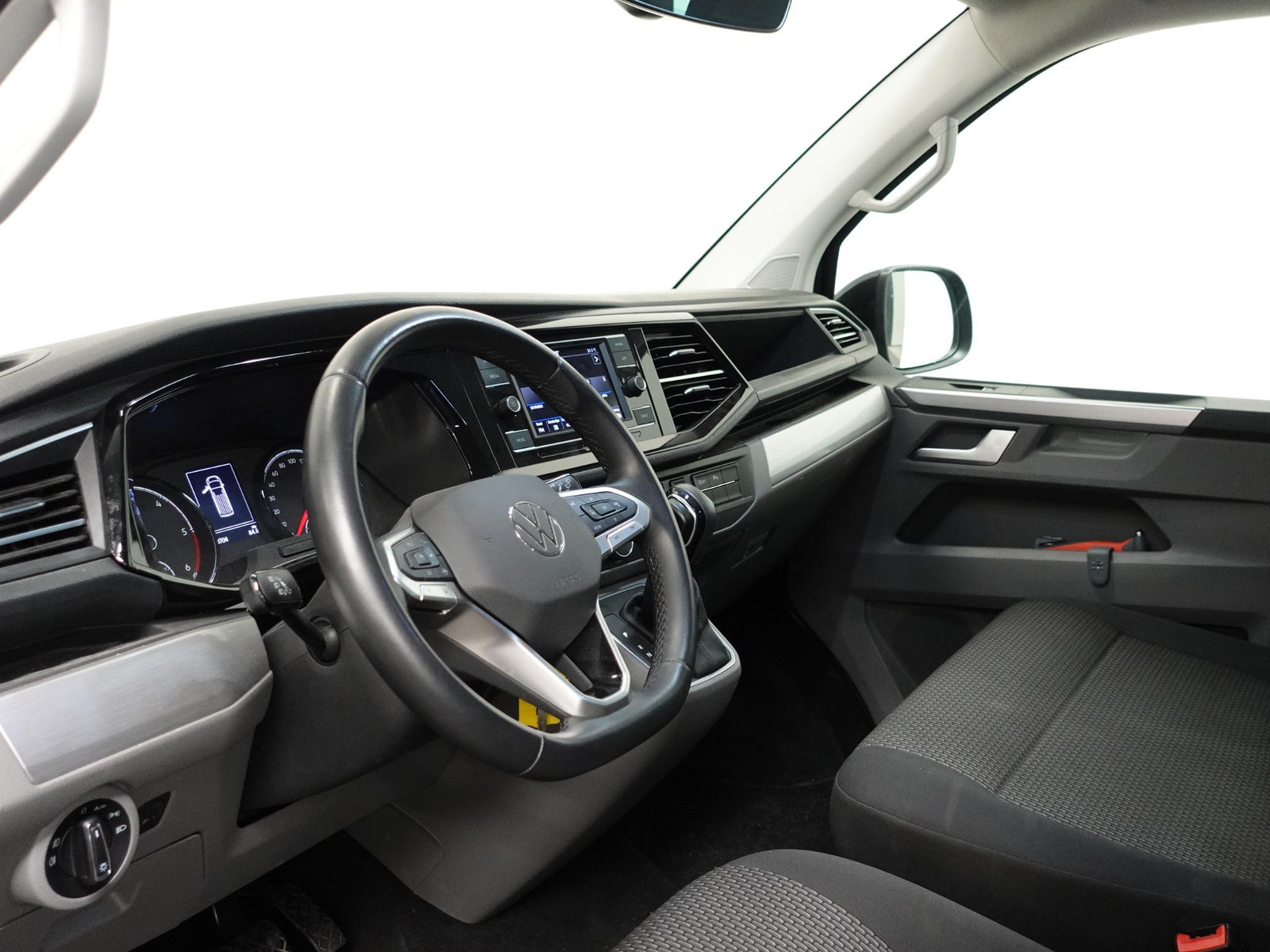Volkswagen Transporter 2.0TDI L2H1 150PK Highline Dubbele Cabine Automaat