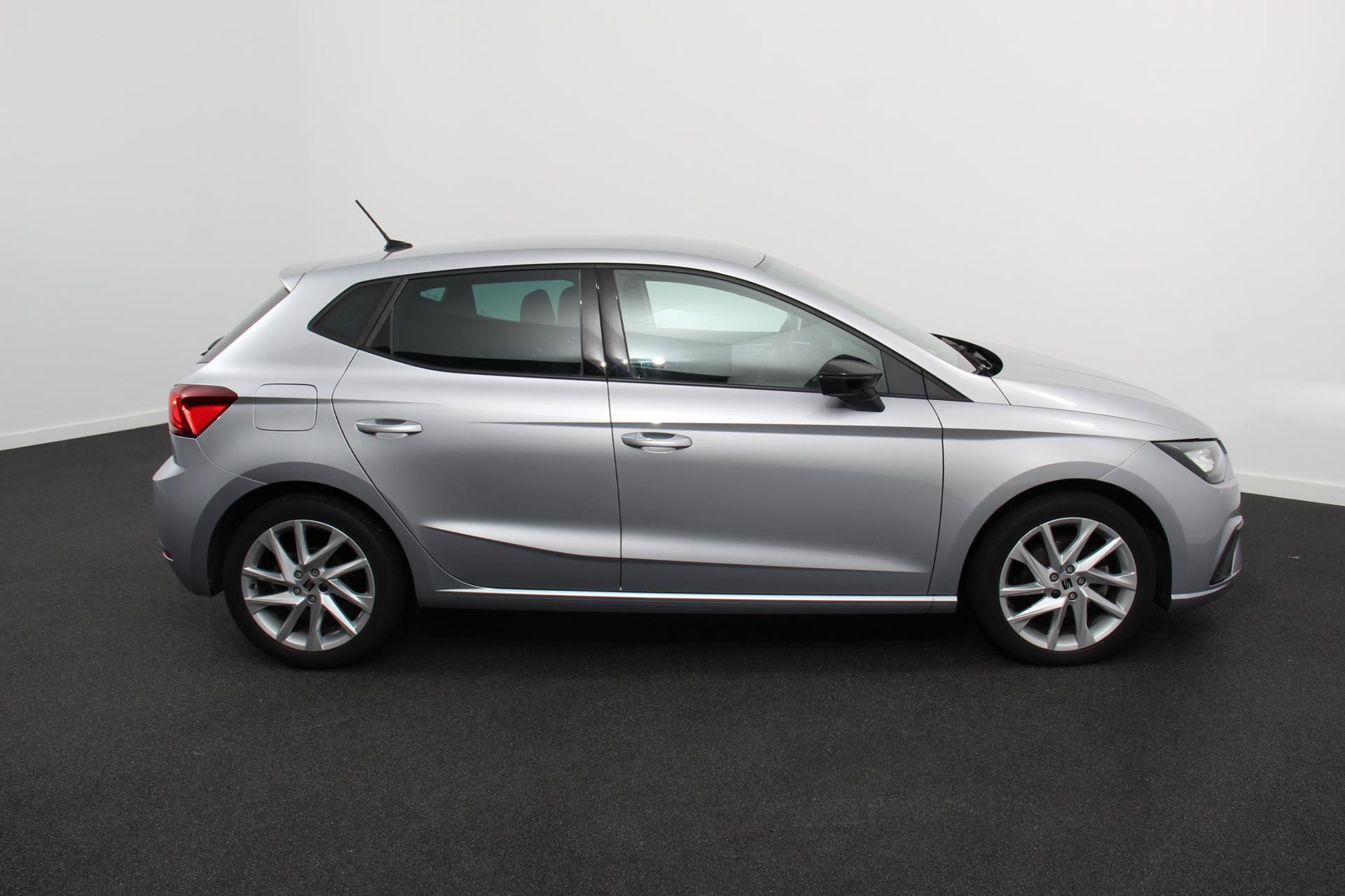 SEAT Ibiza 1.0 TSI 110 pk DSG FR
