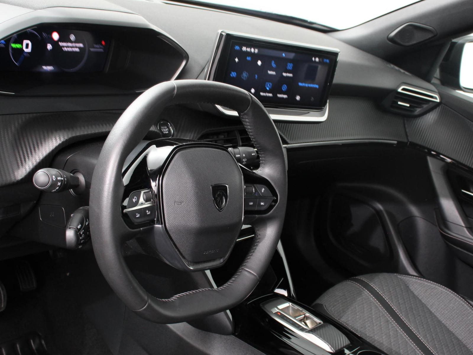 Peugeot e-2008 EV Allure Pack 54 kWh