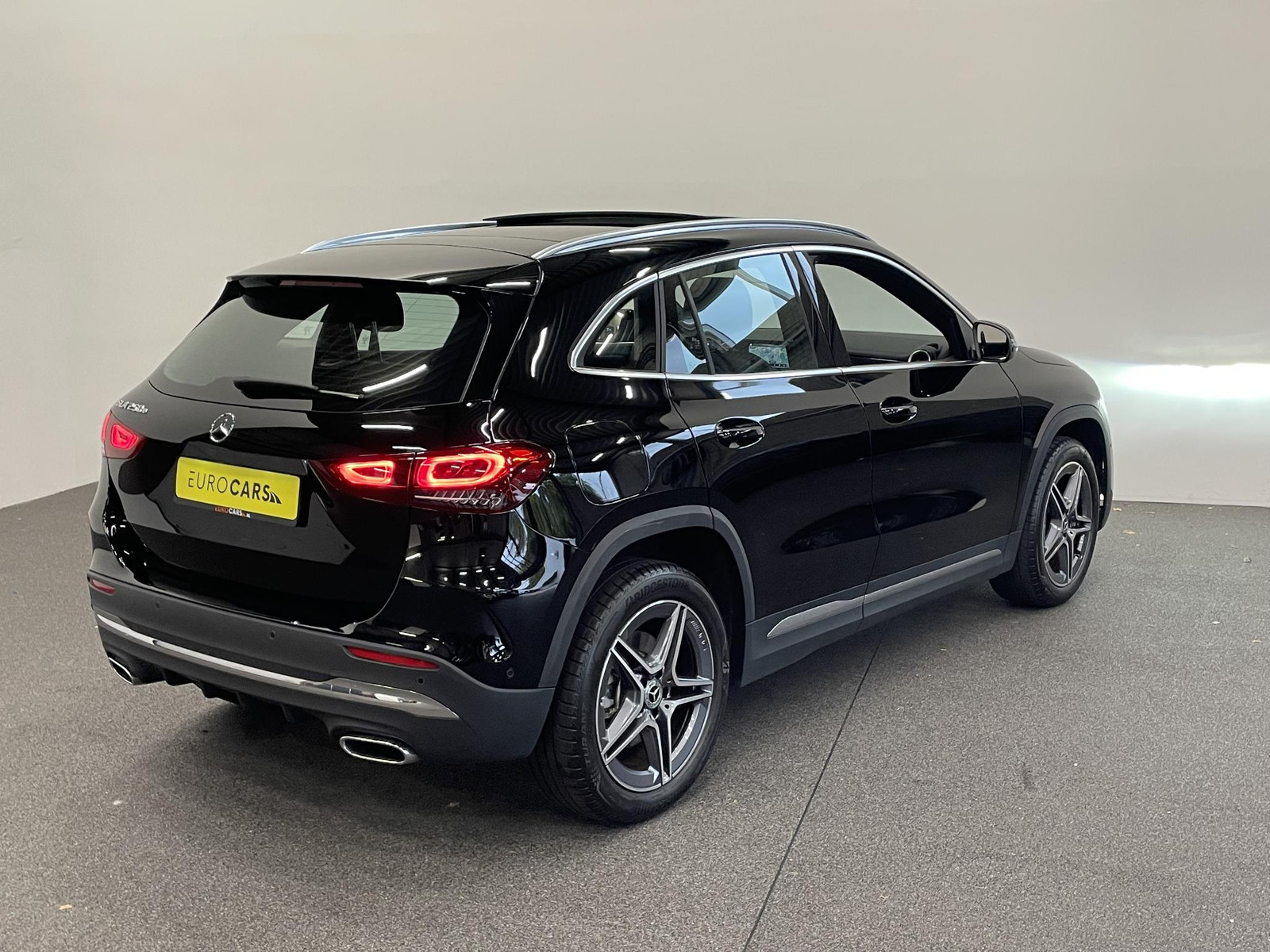 Mercedes-Benz GLA 250 e AMG Line PHEV Automaat
