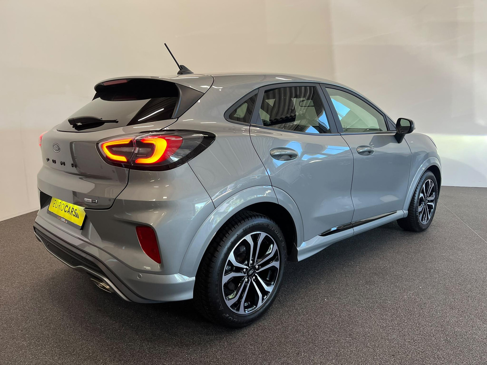 Ford Puma 1.0 EcoBoost Hybrid ST-Line thumbnail 6