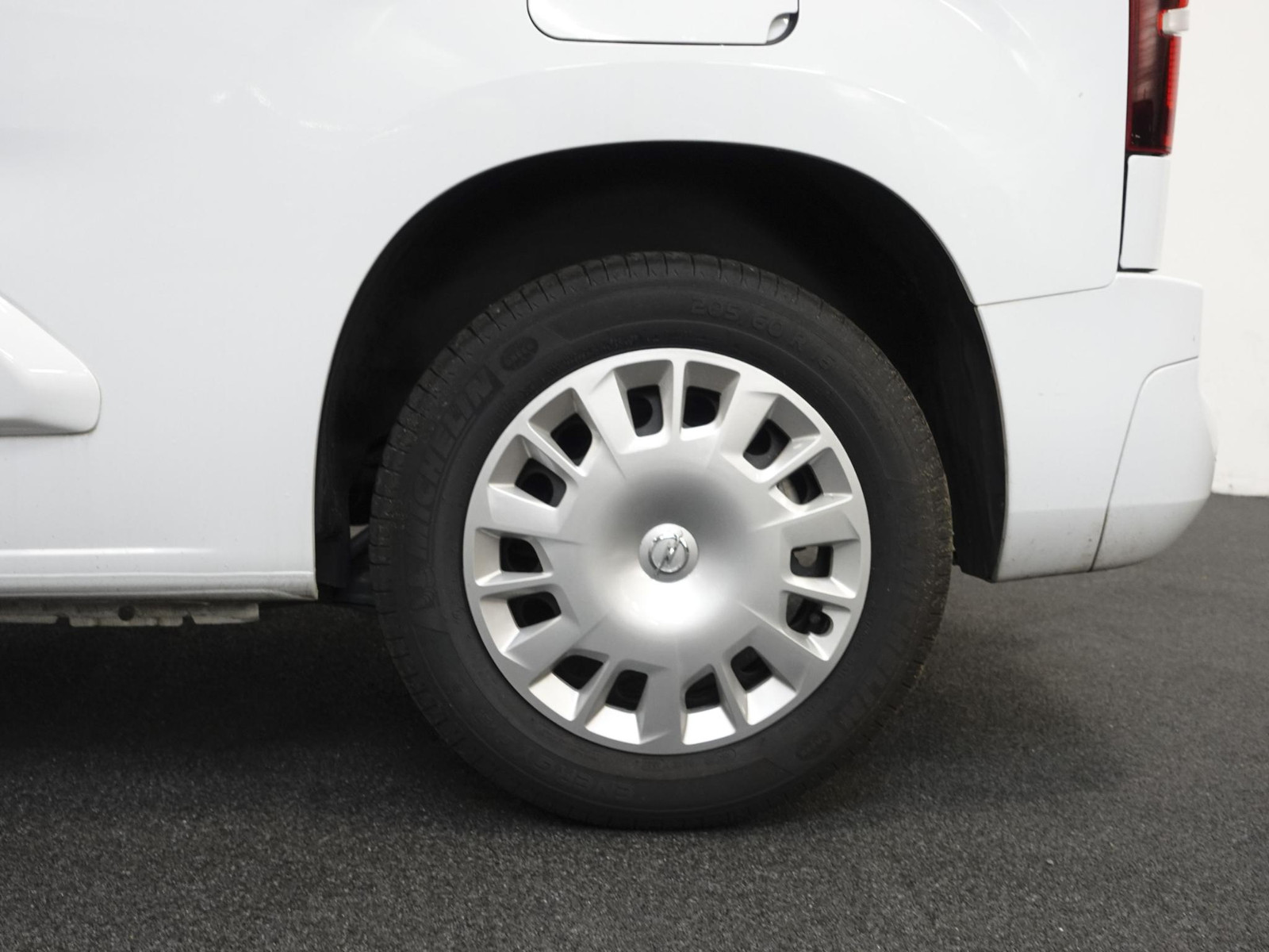 Opel Combo 1.5D L1H1 130pk Automaat Edition thumbnail 10