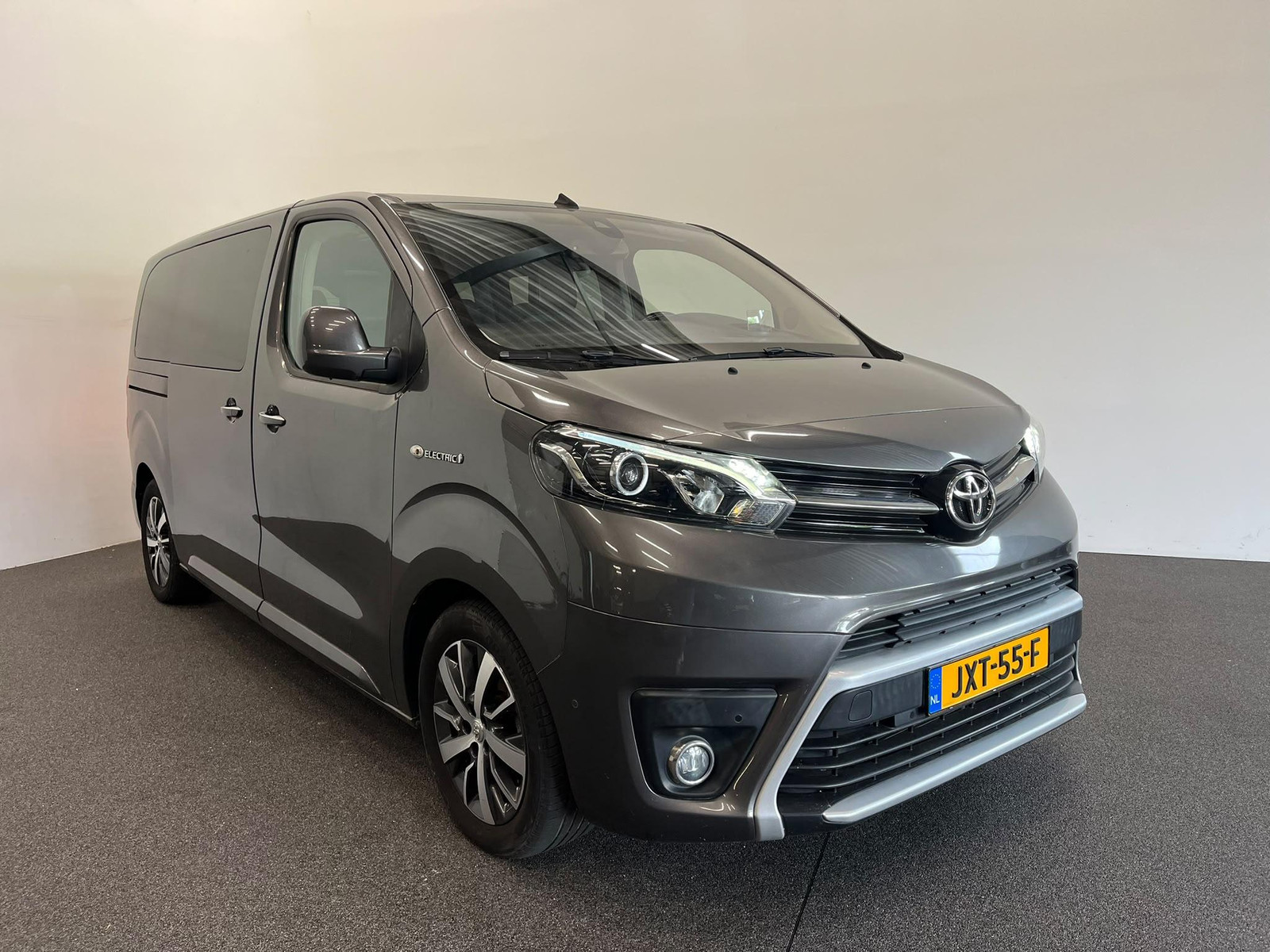 Toyota ProAce Electric Verso L2 Extra Range Luxury 75 kWh 8p Personen bus