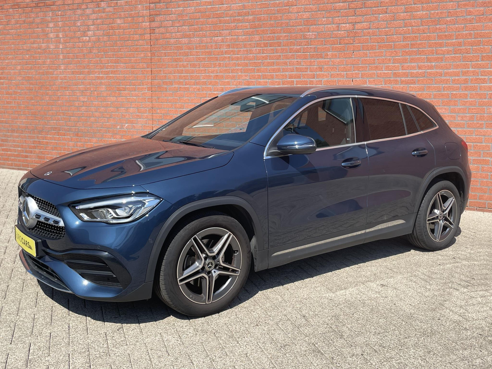 Mercedes-Benz GLA 200 163pk DCT AMG Line thumbnail 7