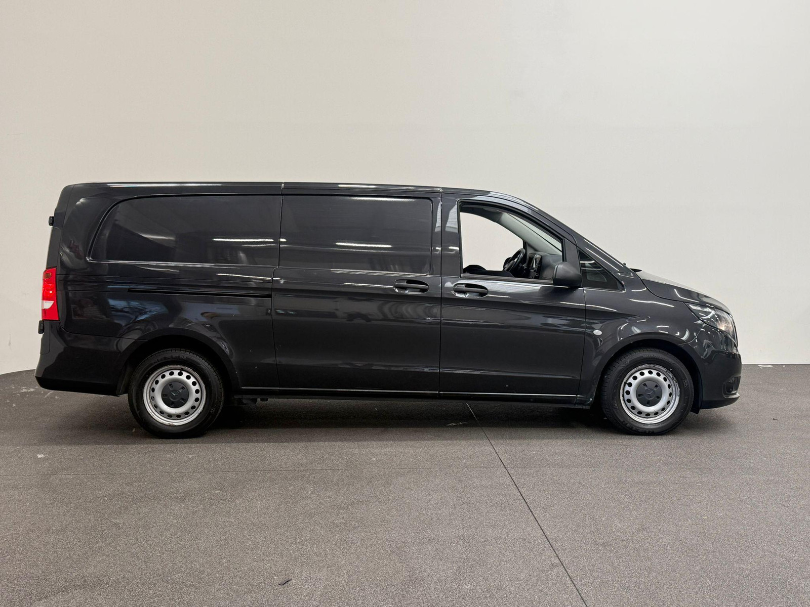 Mercedes-Benz Vito 114 CDI Extra Lang thumbnail 3