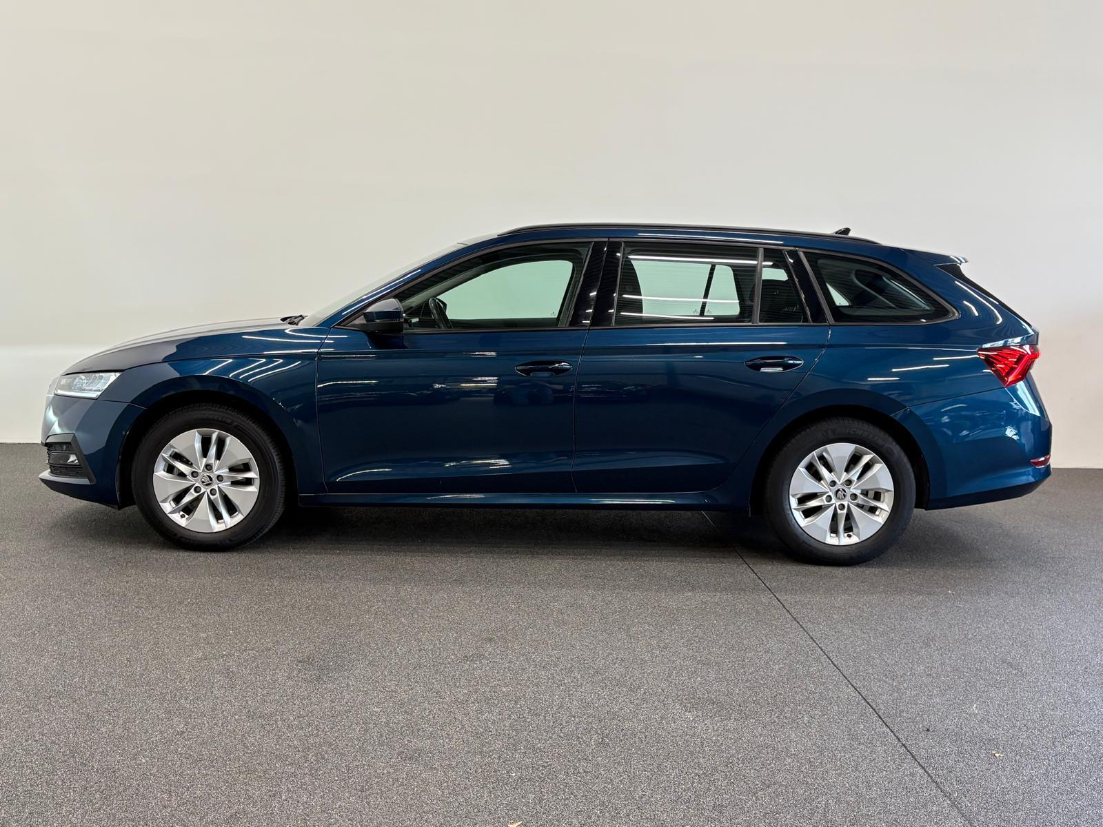 Škoda Octavia Combi 1.0 e-TSI Business Edition