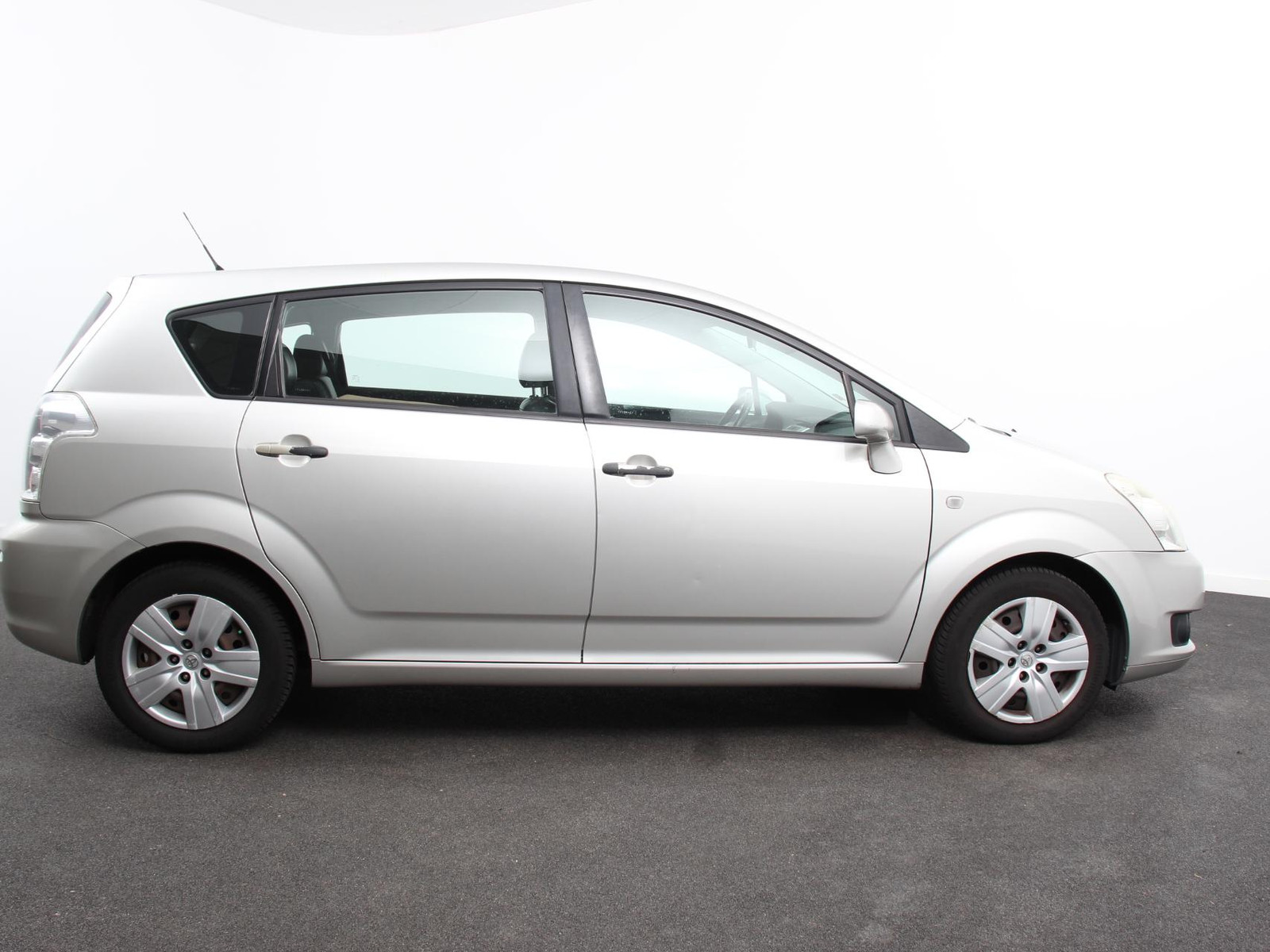 Toyota Verso 1.8 VVT-i Sol thumbnail 6