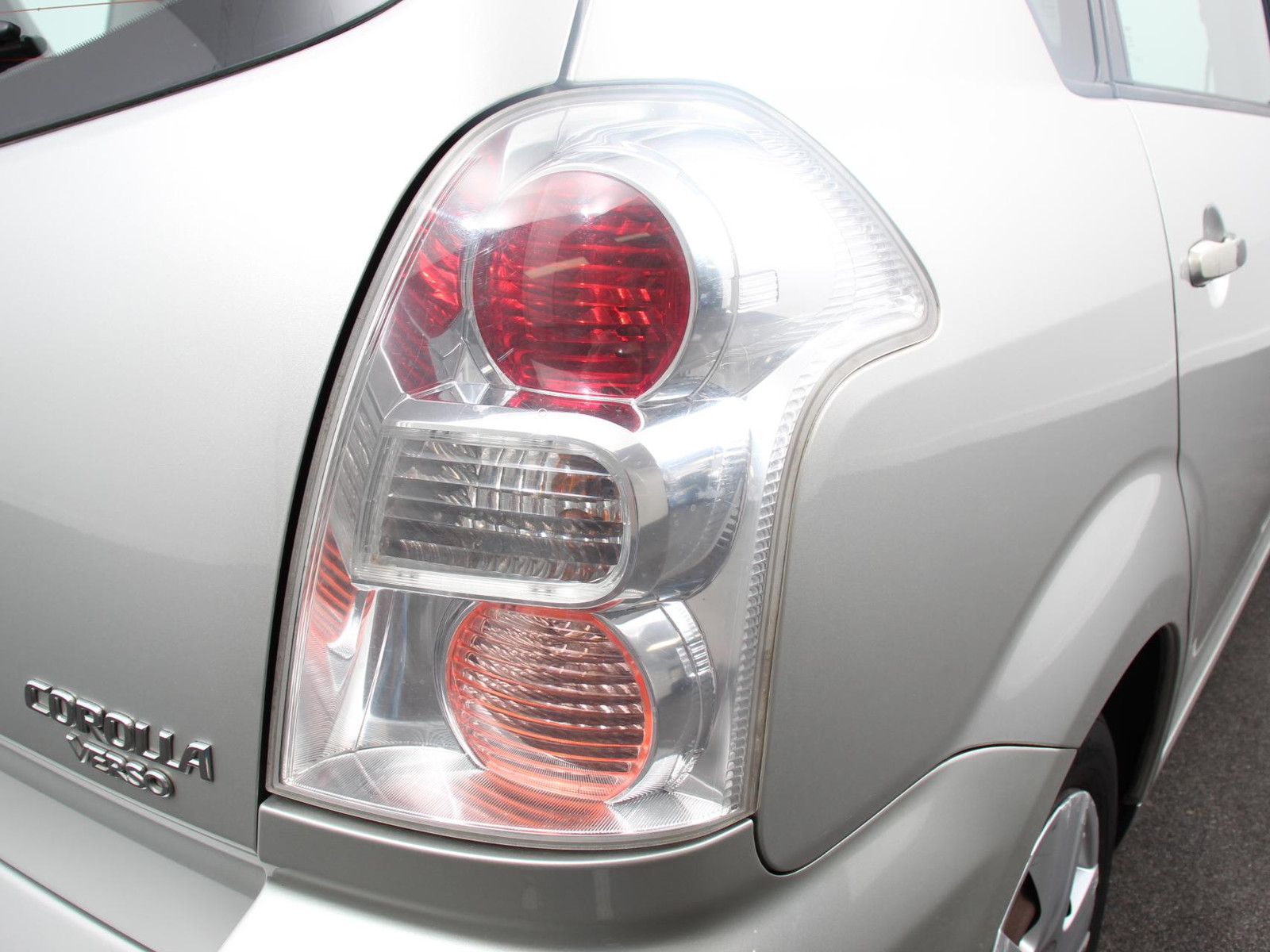Toyota Verso 1.8 VVT-i Sol thumbnail 2