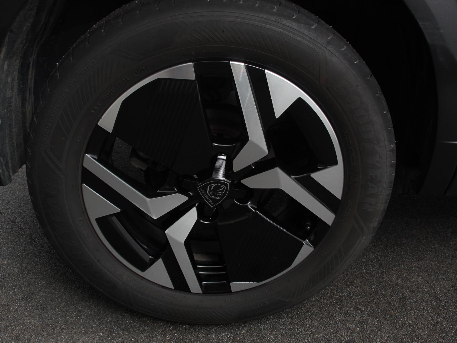 Peugeot 2008 1.2 GT Automaat