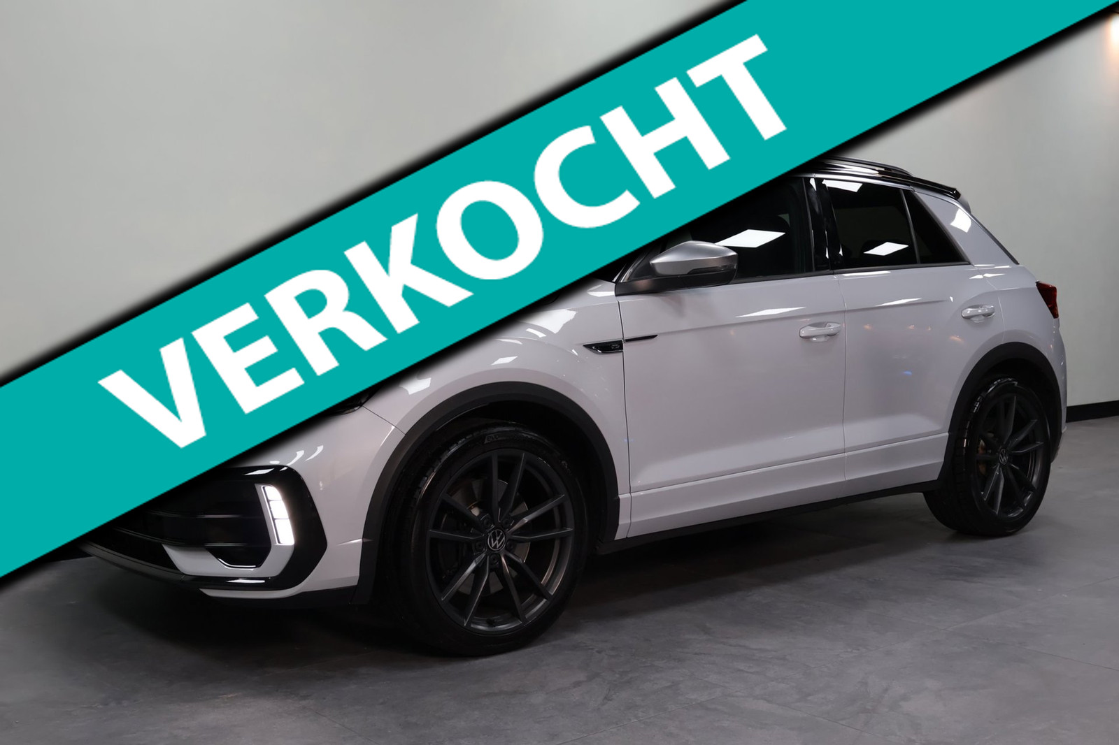 Volkswagen T-Roc 2.0 TSI R 4MOTION|AKRAPOVIC|BEATS|DODEHOEK