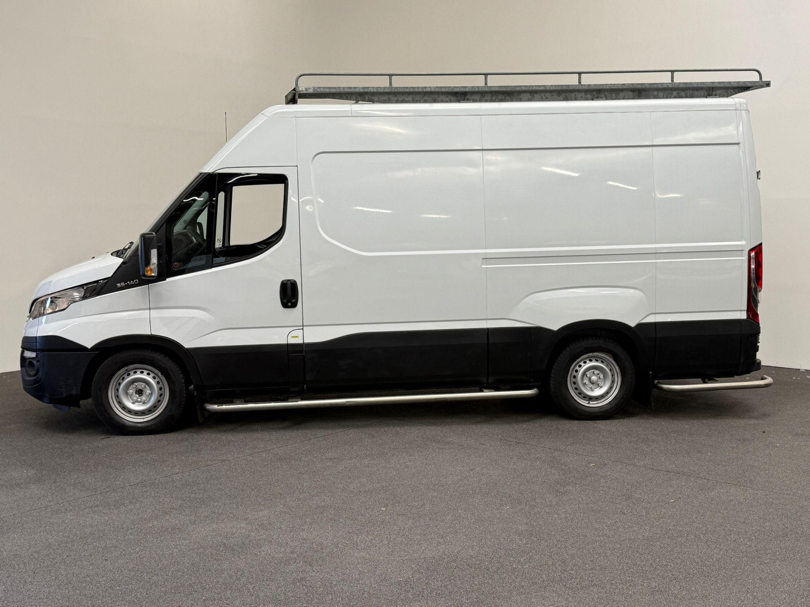 Iveco Daily 35S14 140pk L2H2/L3H2 3500kg Trekhaak Airco Cruise thumbnail 9
