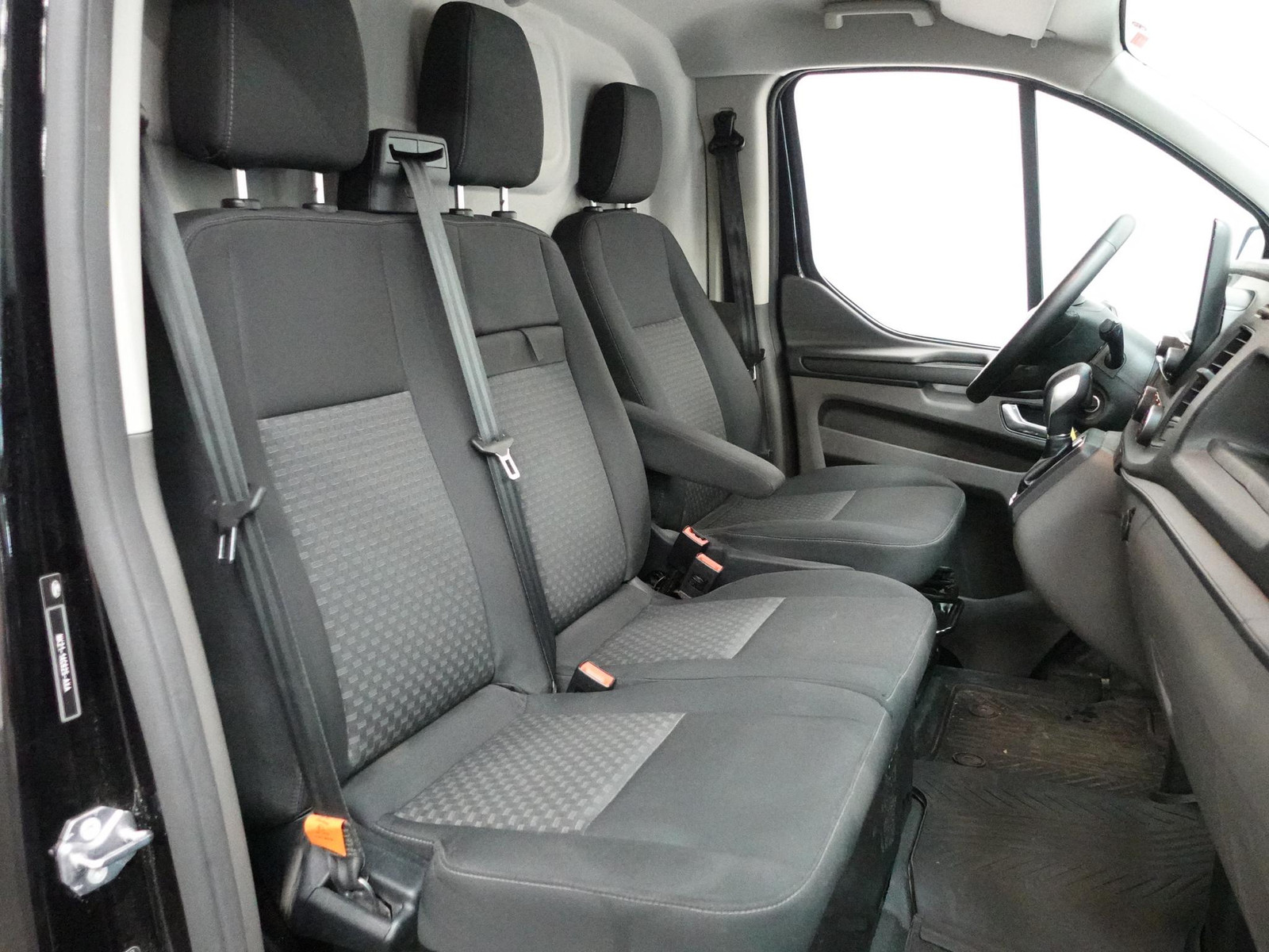 Ford Transit Custom 300 2.0 TDCI L2H1 Trend Automaat