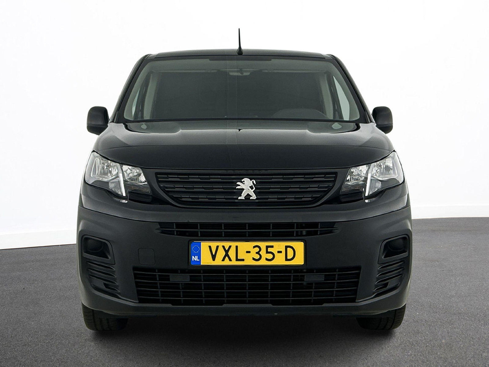 Peugeot Partner 1.5 BlueHDi 100 S&S L2 thumbnail 5