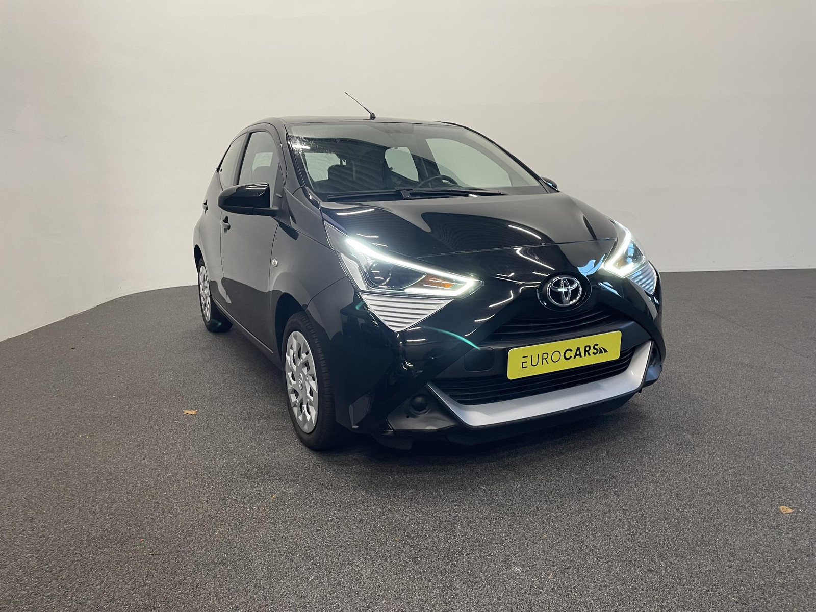 Toyota Aygo 1.0 VVT-i x-play