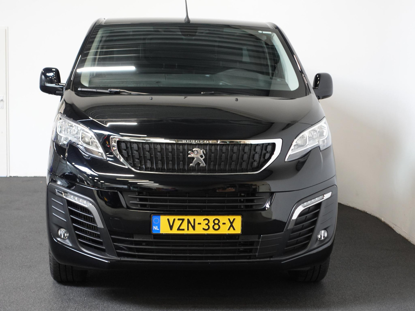 Peugeot Expert 145PK L3 Automaat thumbnail 6