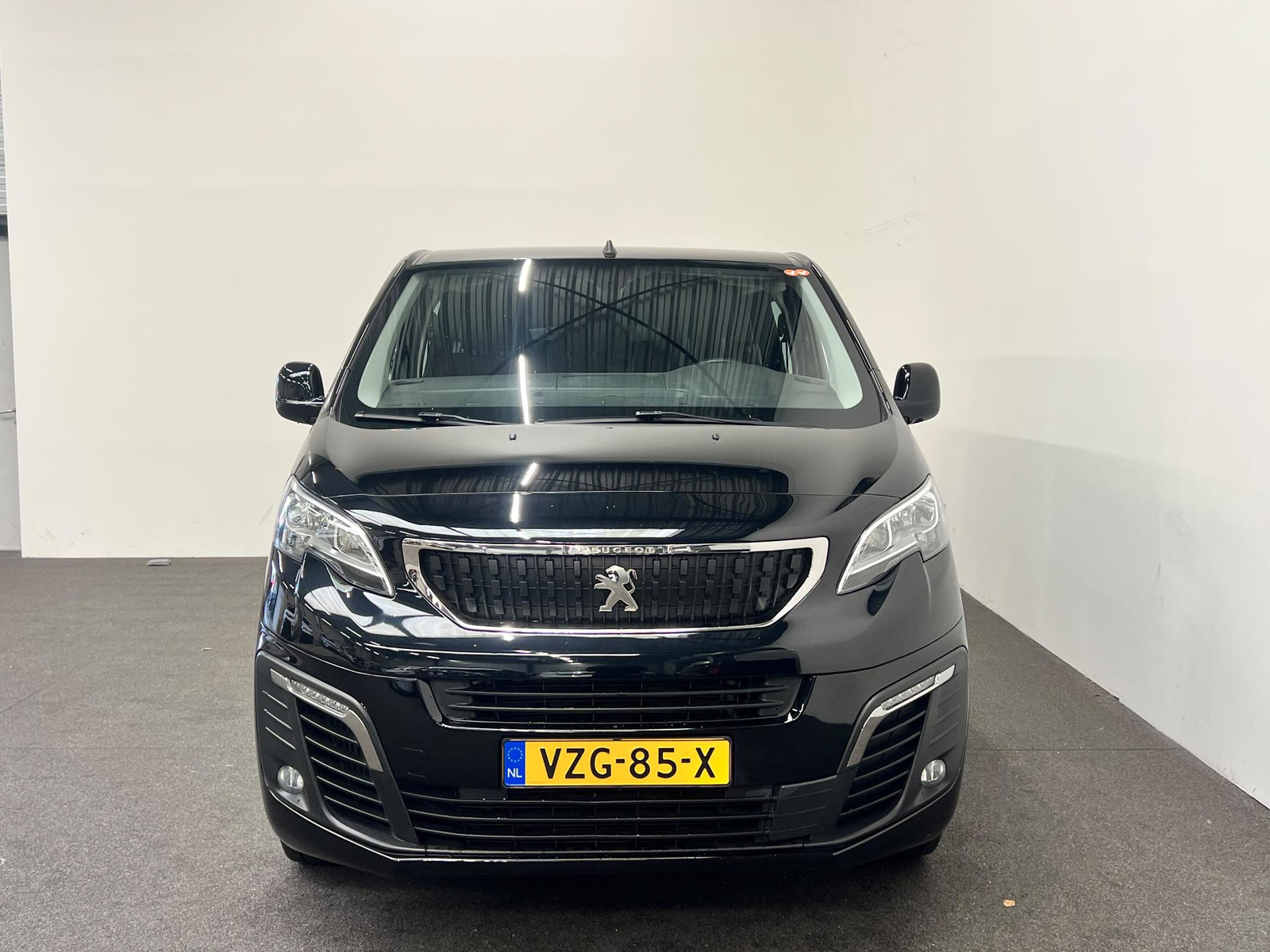 Peugeot Expert 2.0 BlueHDI 145PK Dubbele Cabine Automaat
