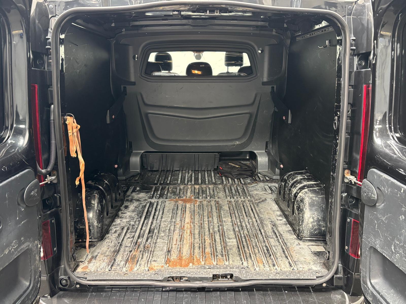 Opel Vivaro 1.6 CDTI L2H1 Dubbele Cabine Sport thumbnail 3