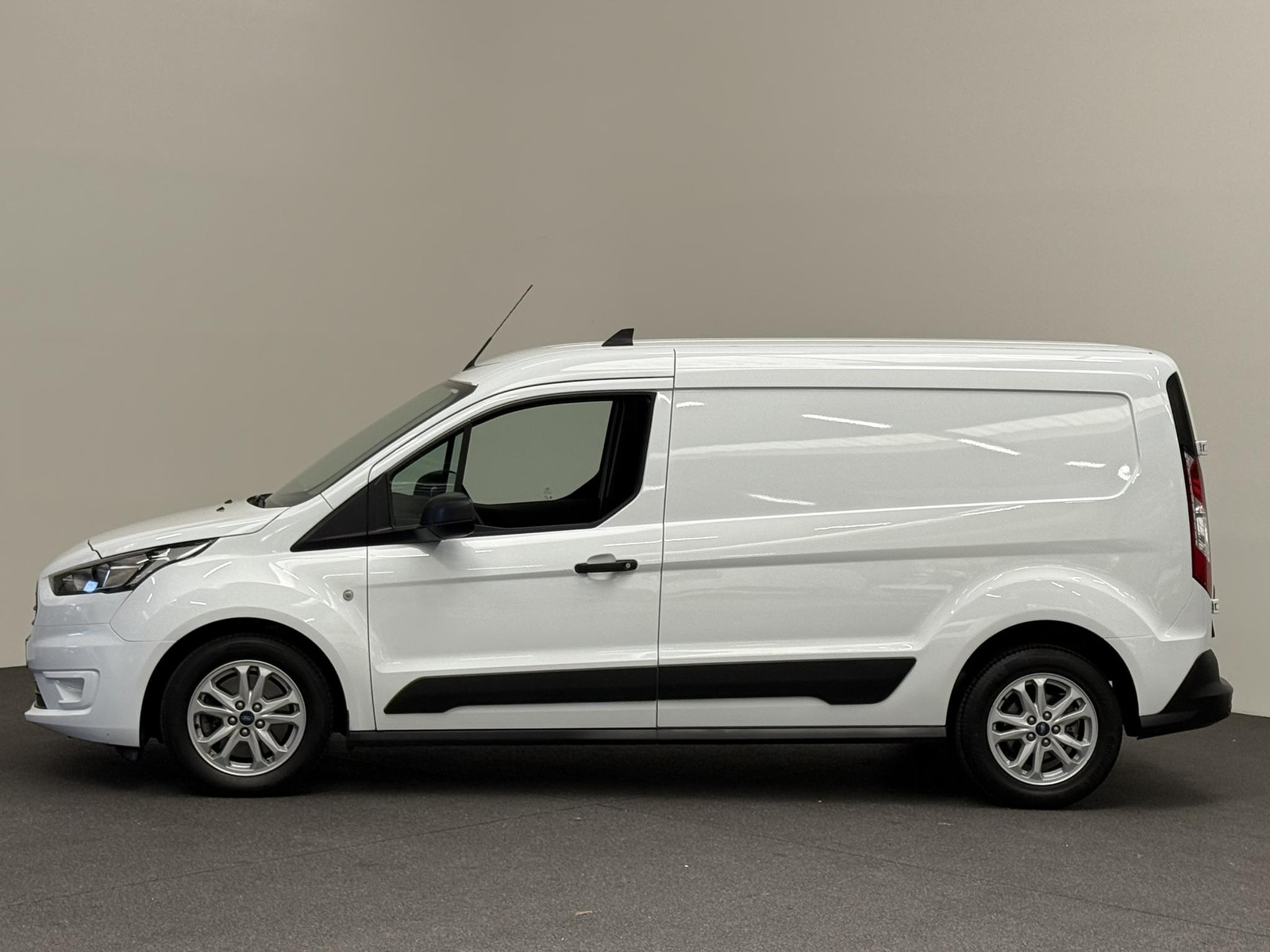 Ford Transit Connect 1.5 EcoBlue L2 Trend thumbnail 4