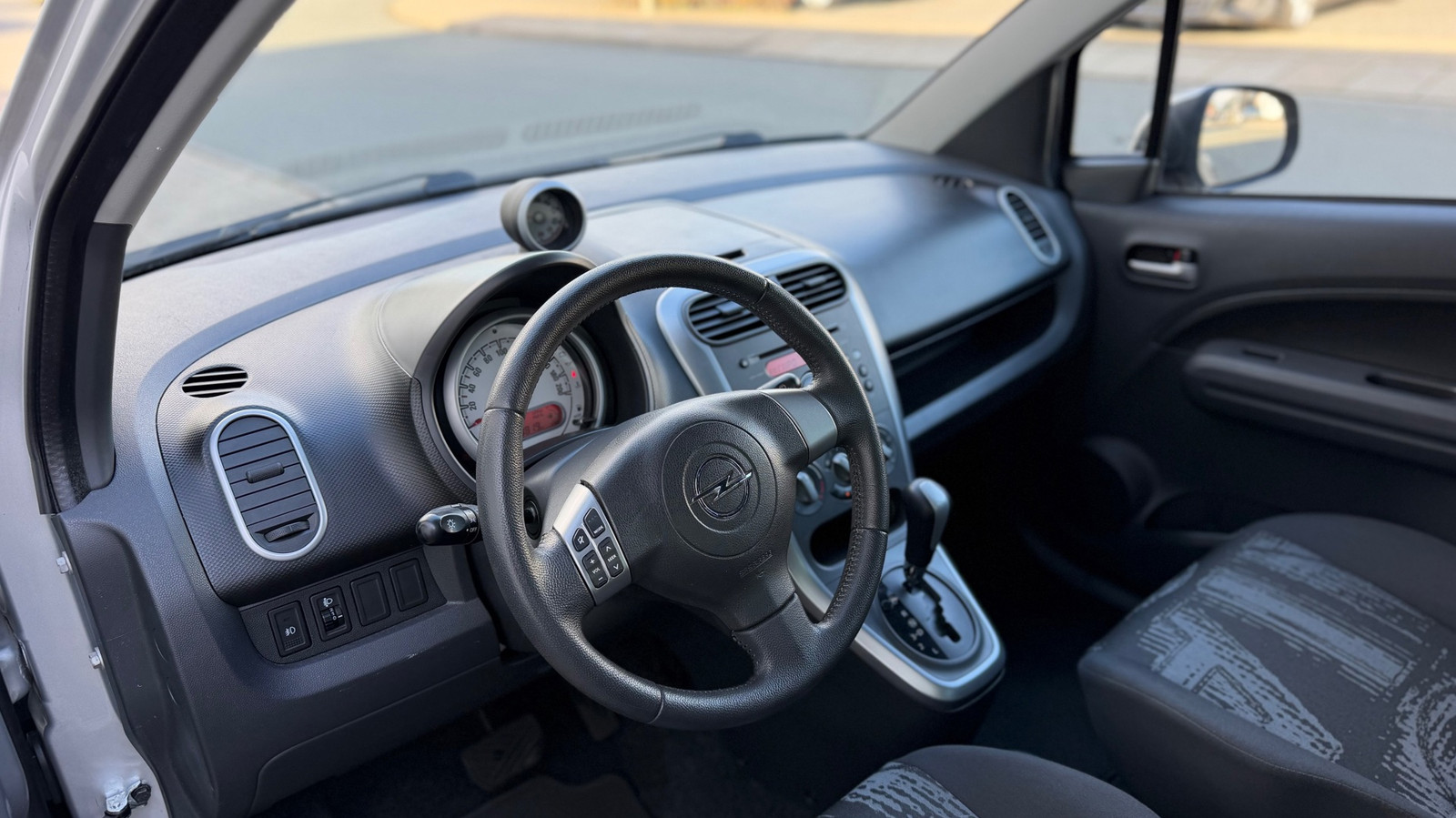 Opel Agila 1.2 Edition AUTOMAAT AIRCO 38000 KM1Eigenaar