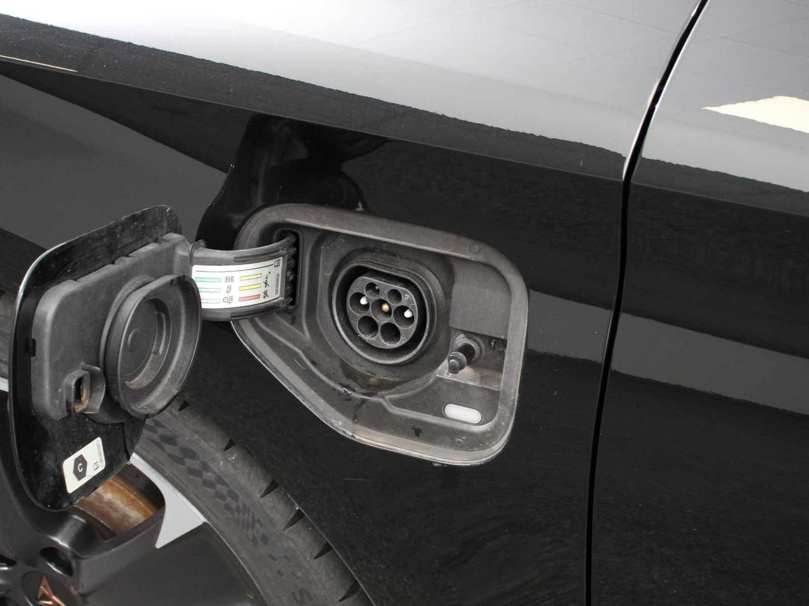 CUPRA Leon Sportstourer 1.4 e-Hybrid VZ 245 pk DSG thumbnail 6