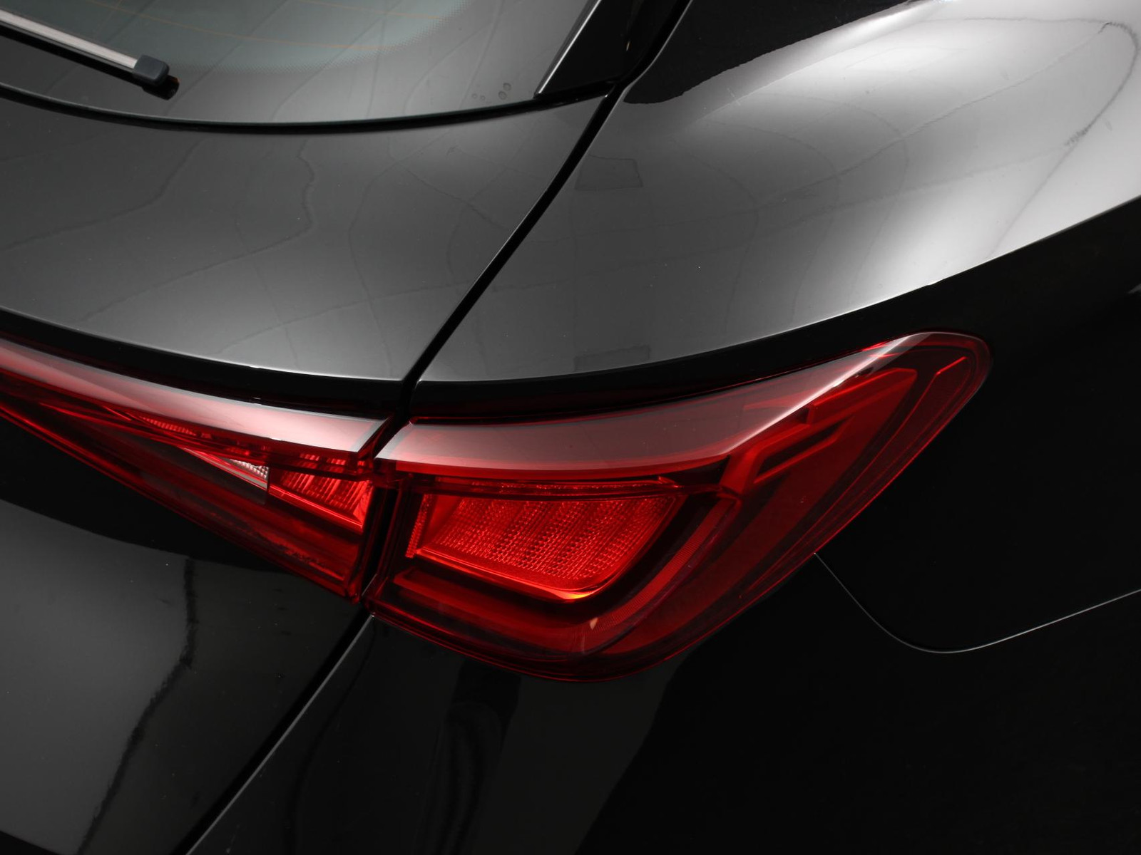 CUPRA Leon Sportstourer 1.4 e-Hybrid VZ 245 pk DSG thumbnail 4