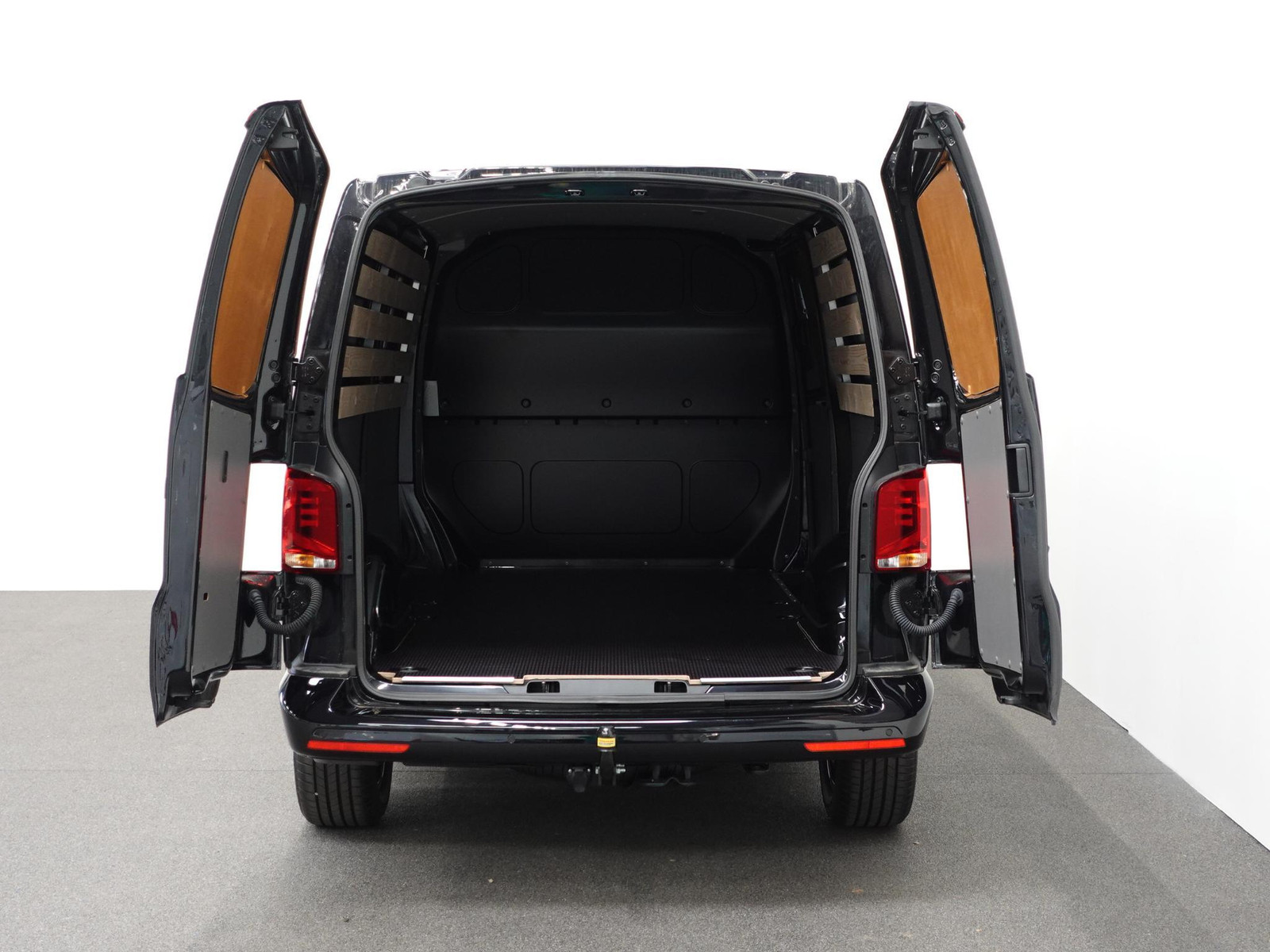 Volkswagen Transporter 2.0 150PK L2H1 Highline Automaat